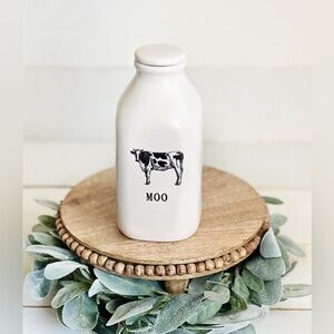 NEW Rae Dunn Farm Line Moo Cow Milk Bottle Jug Carafe With Lid 🐄